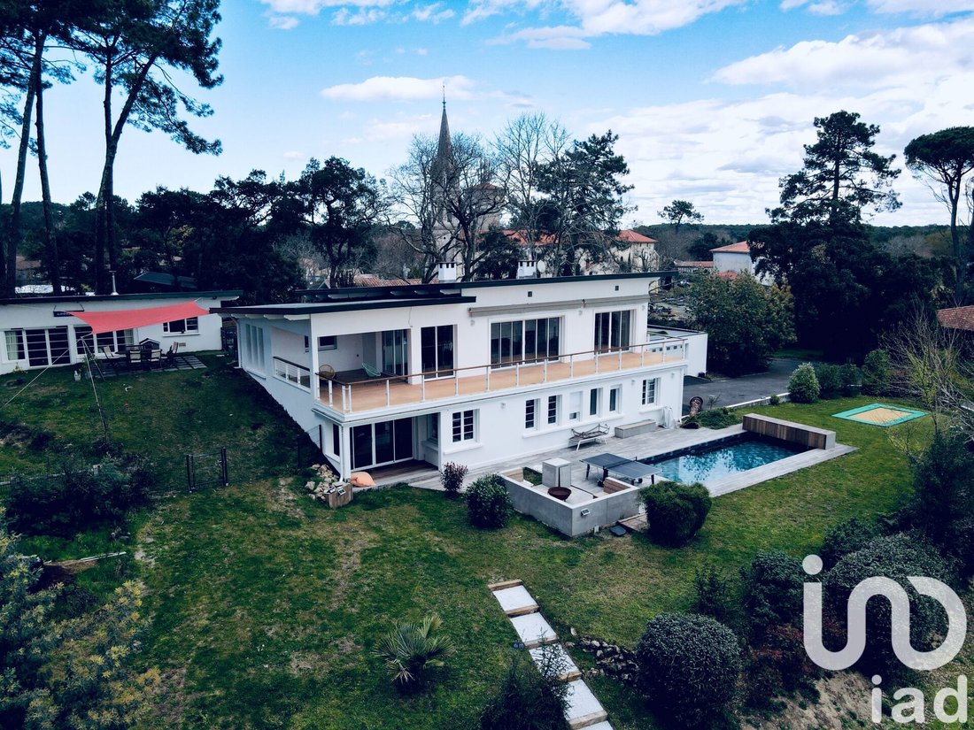 House in Seignosse, Nouvelle-Aquitaine, France 1 - 15640391