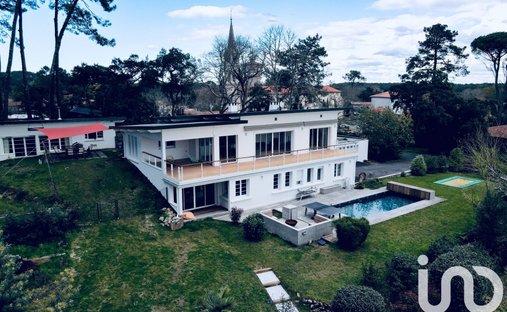 House in Seignosse, Nouvelle-Aquitaine, France 1