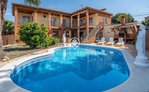 Castle for Sale in Creixell, Catalonia, Spain