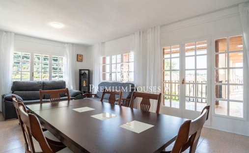 Castle for Sale in Creixell, Catalonia, Spain