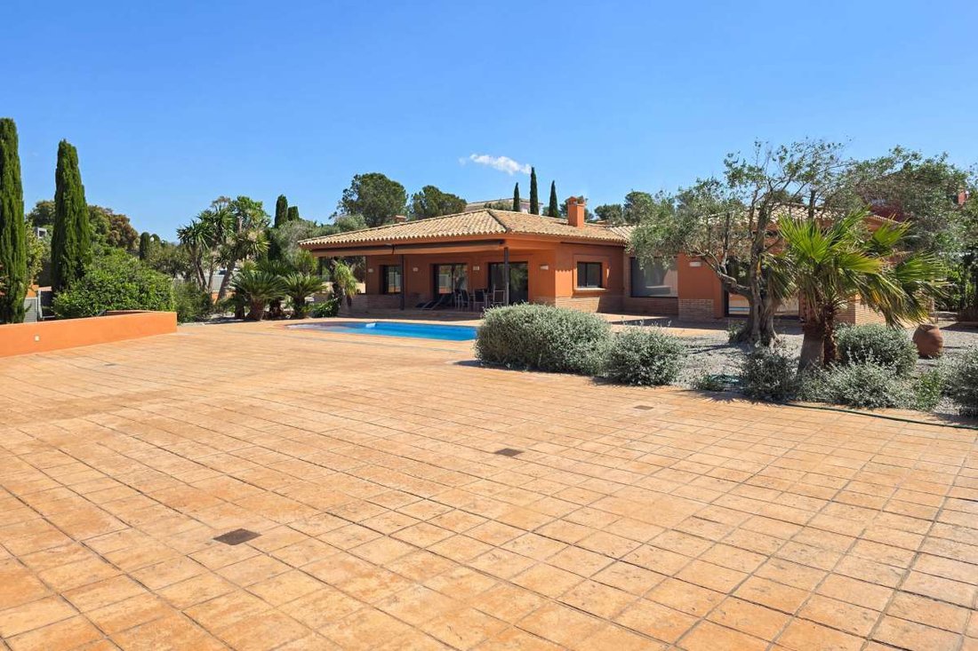 Villa a Peralada, Catalogna, Spagna 1 - 15666222