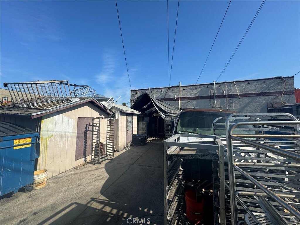 Apartment in Bell, California, United States 5 - 15666527