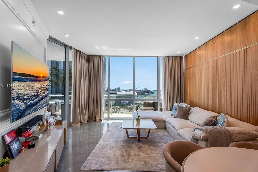 Condo in Miami, Florida, United States 4 - 15667804
