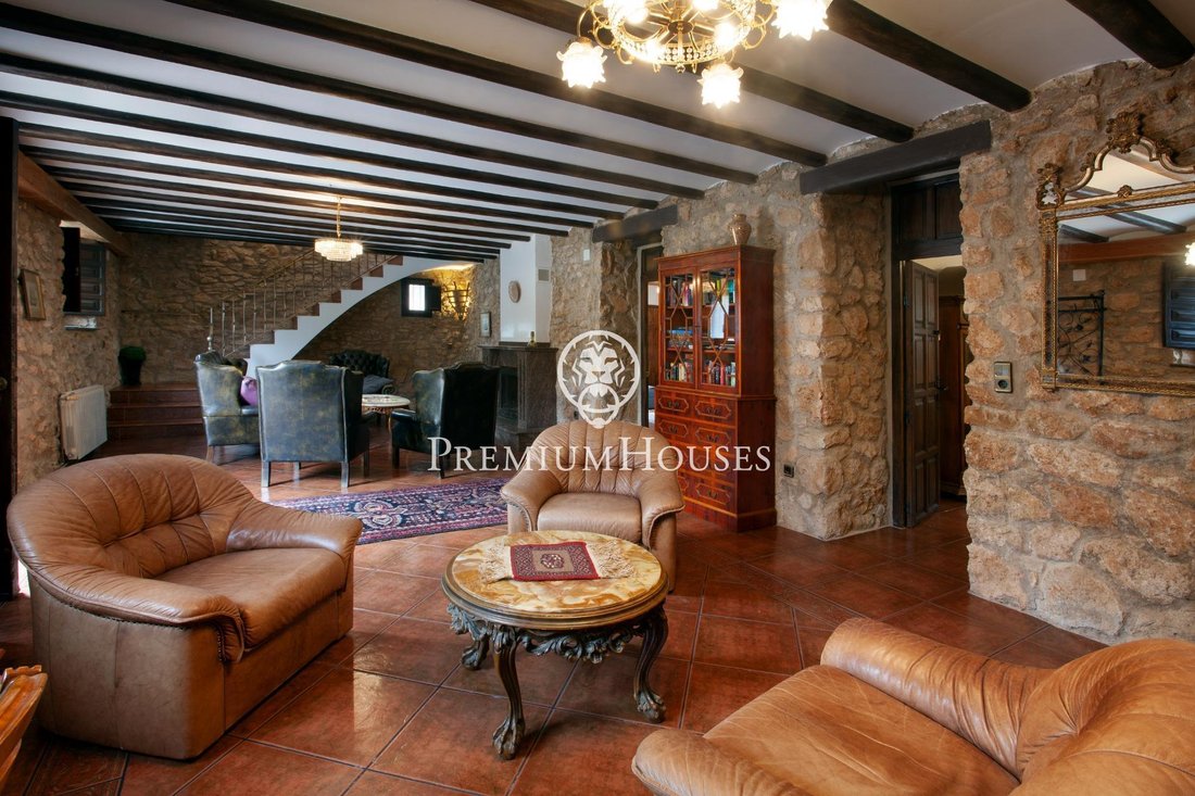House in Montblanc, Catalonia, Spain 5 - 15667452