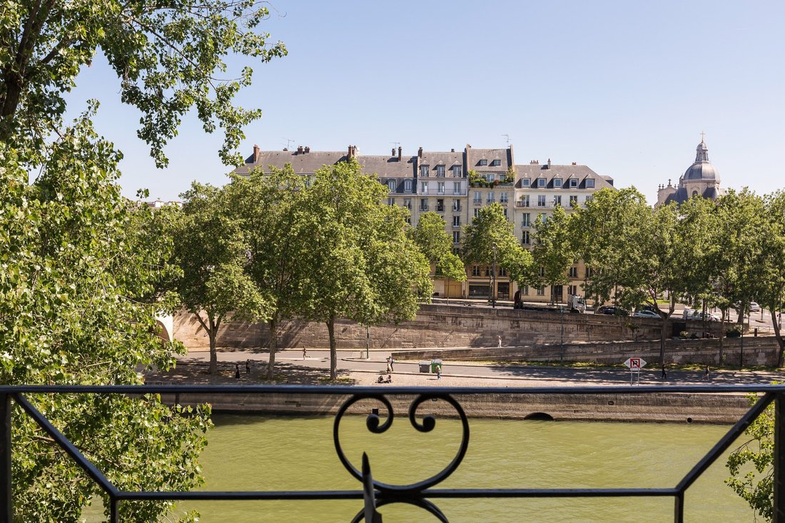 House in Paris, Île-de-France, France 1 - 12258257
