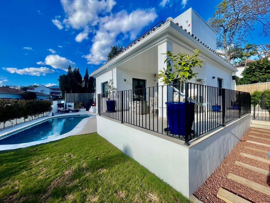 Villa in Guadalmina Alta, San Pedro de Alcantara, Spain 4 - 15664832