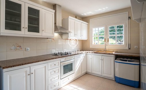 Castle for Sale in Creixell, Catalonia, Spain