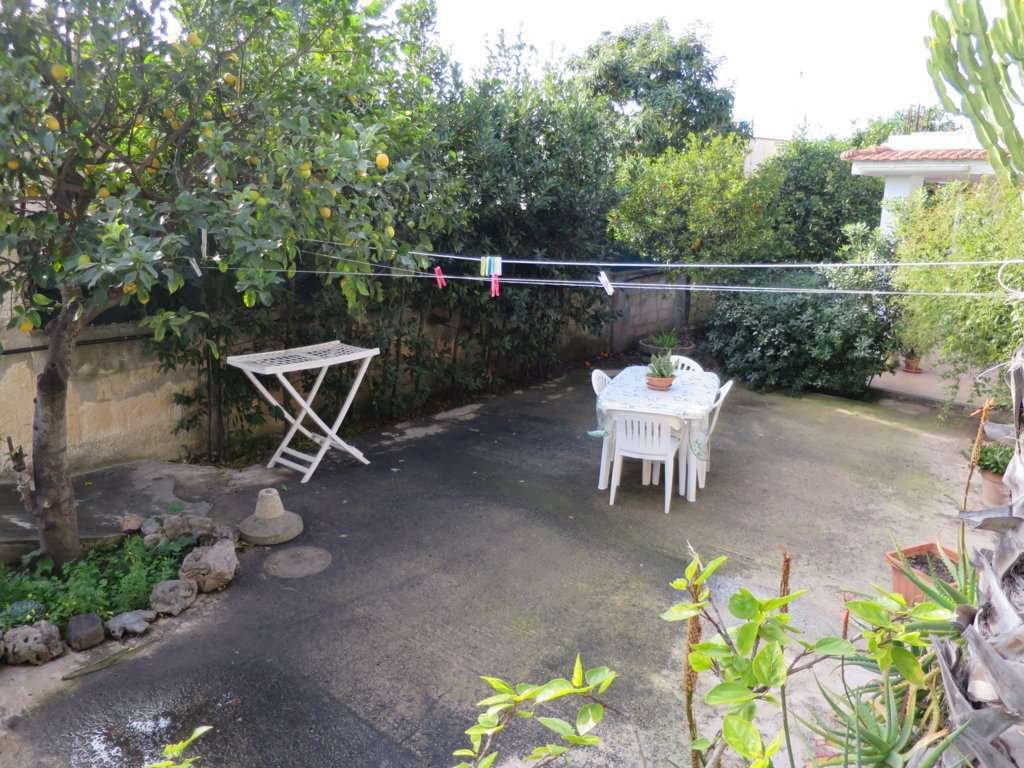 Villa in Noto, Sicily, Italy 3 - 15667470