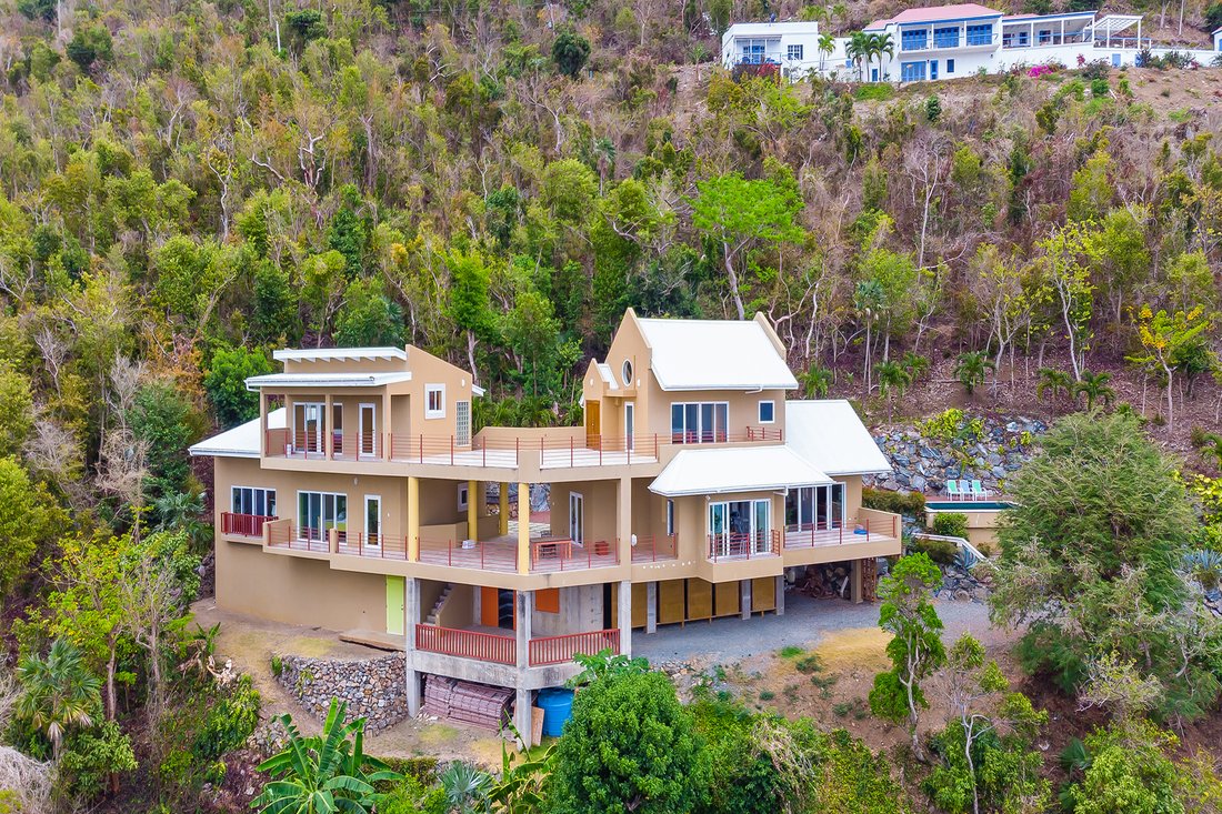 House in Tortola, Tortola, British Virgin Islands 2 - 15668897