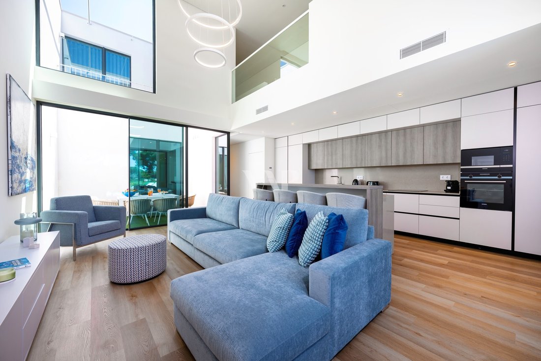 Villa in Vilamoura, Quarteira, Algarve 2 - 15667040