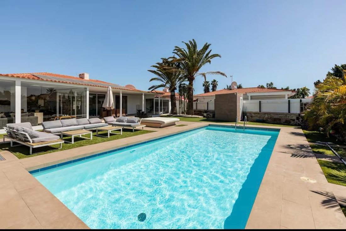 Chalet in Maspalomas, San Bartolome de Tirajana, Canary Islands 1 - 15665640