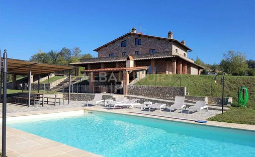 Villa in Reggello, Tuscany, Italy 1