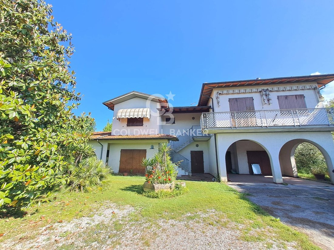 Villa in Motrone, Pietrasanta, Italy 4 - 15667959