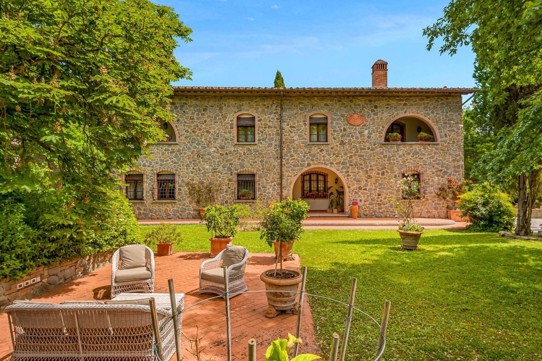Villa in Spicchio-Sovigliana, Vinci, Tuscany 1 - 15667949