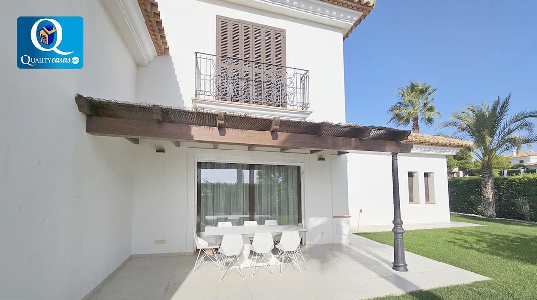 Chalet in Finestrat, Valencian Community, Spain 2 - 15665652