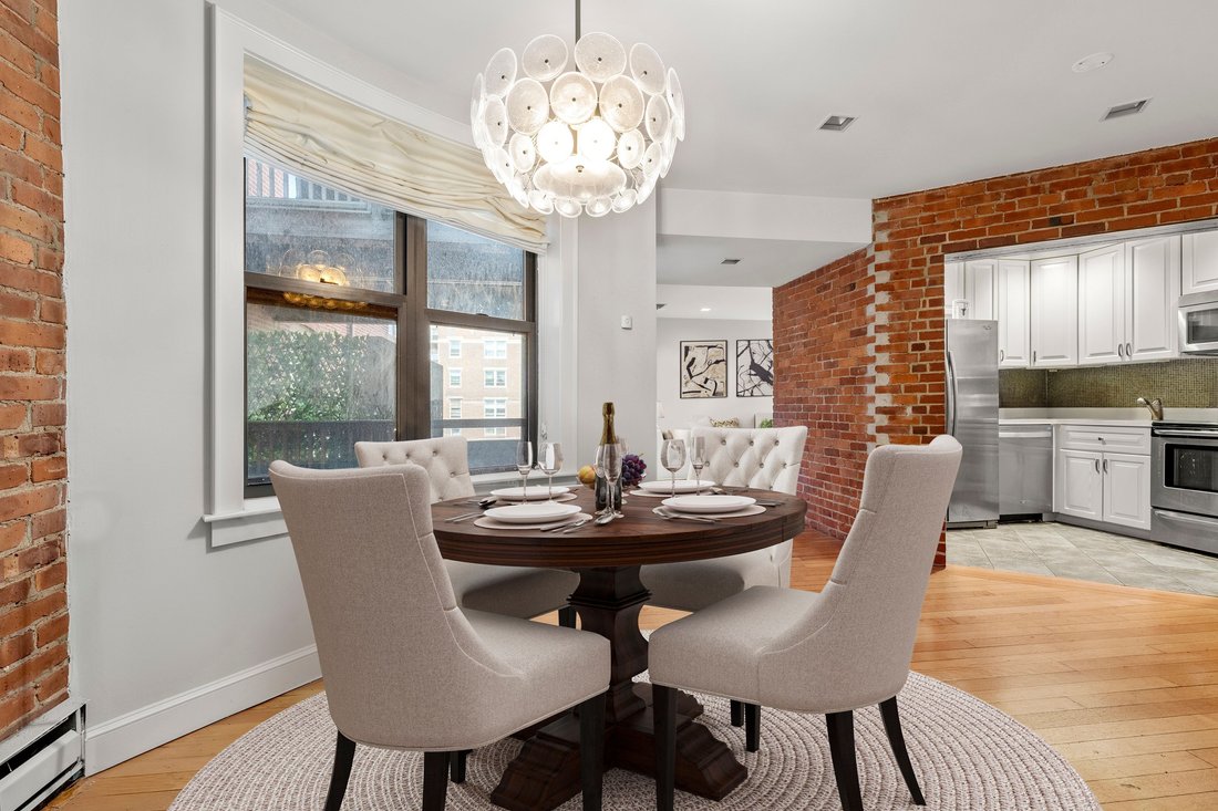 Condo in Boston, Massachusetts, United States 3 - 15668936
