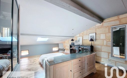 Castle for Sale in Langoiran, Nouvelle-Aquitaine, France