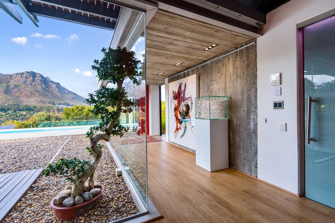 House in Cape Town, Western Cape, South Africa 4 - 15670586