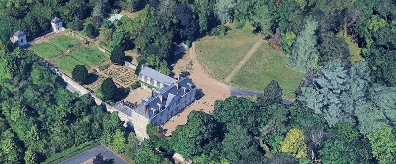 A Loire Valley Fairy Tale: 10 Minutes from Tours, Centuries from Ordinary