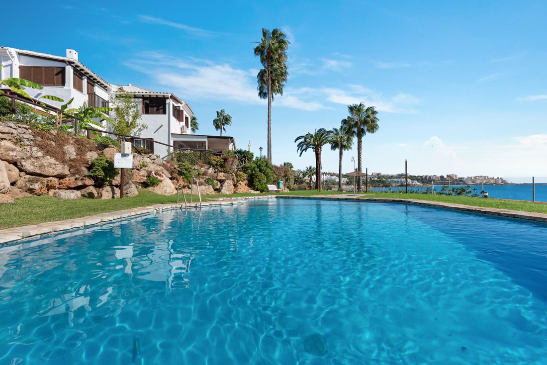 Townhouse in Estepona, Andalusia, Spain 2 - 15671060