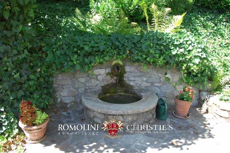 Casa en Caprese Michelangelo, Toscana, Italia 4 - 15666398