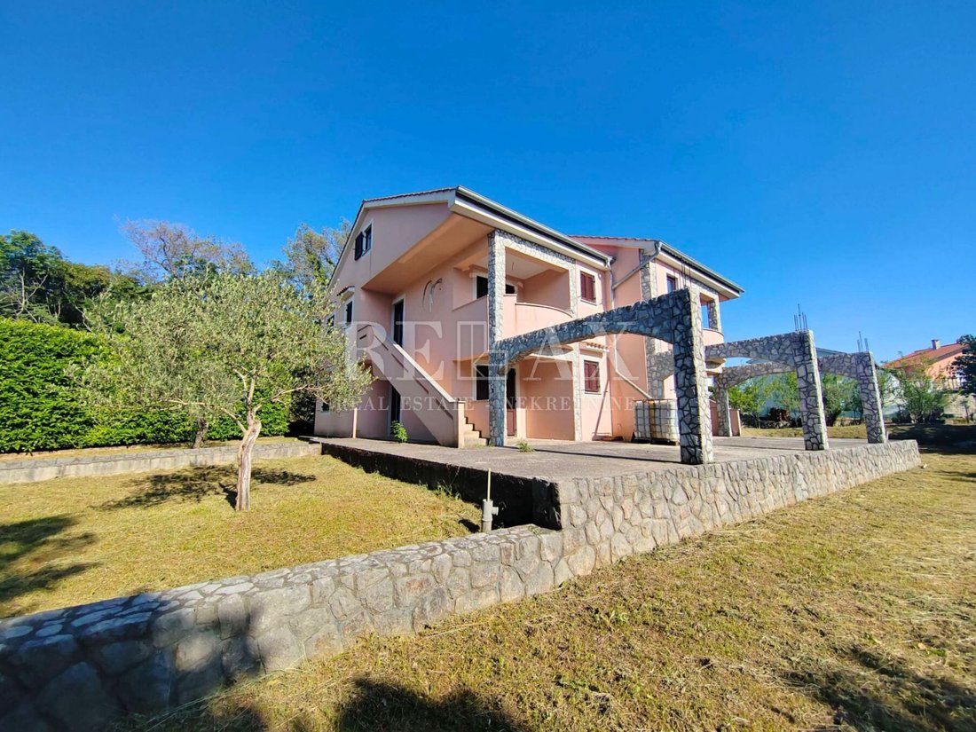 House in Dobrinj, Primorje-Gorski Kotar County, Croatia 1 - 15670935