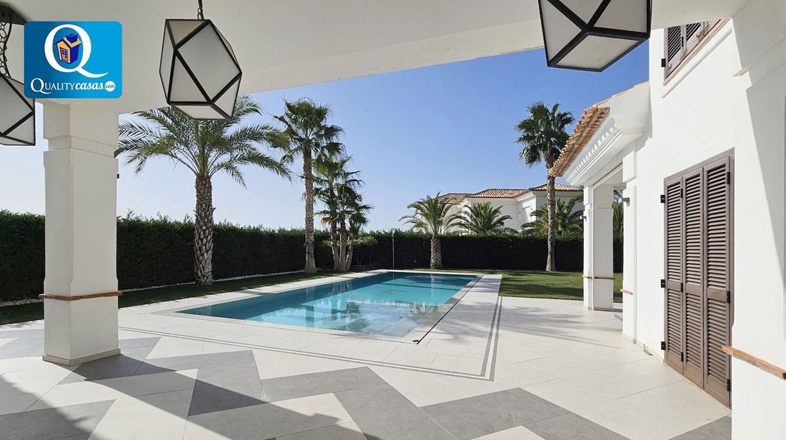 Chalet in Finestrat, Valencian Community, Spain 4 - 15665652