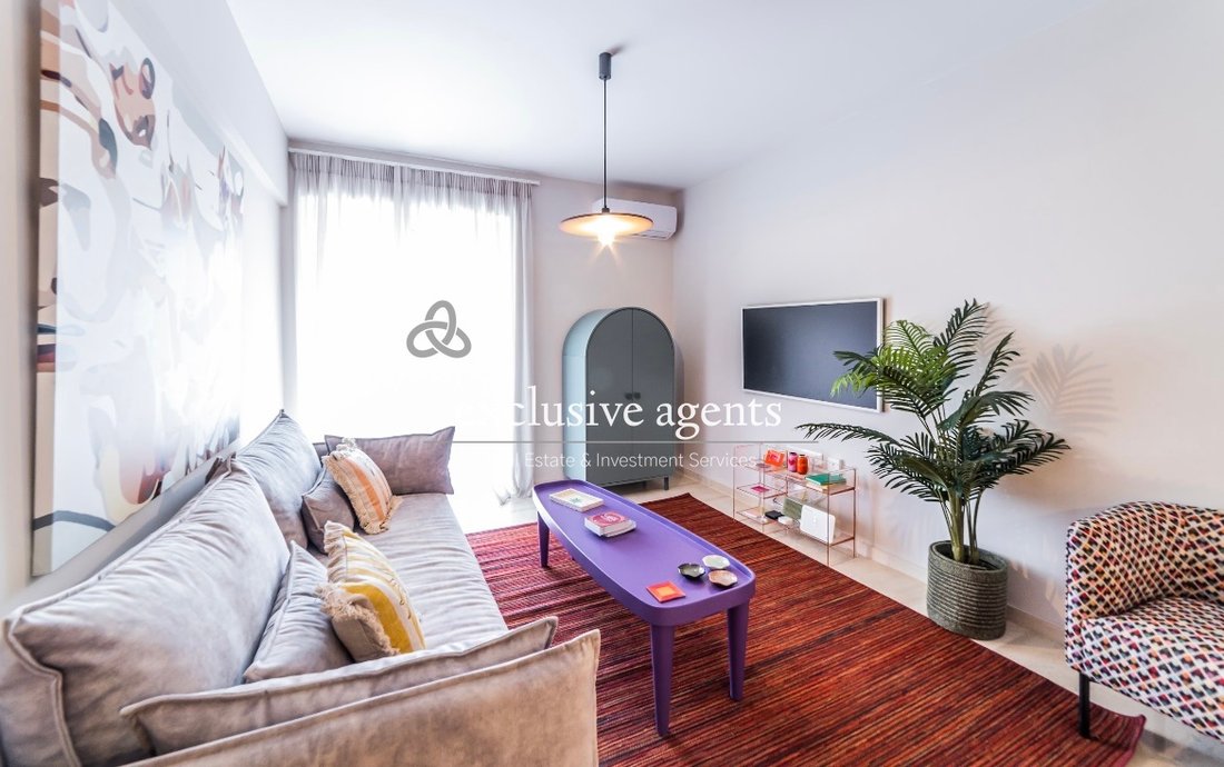 Apartment in Vouliagmeni, Attica, Greece 1 - 15664838