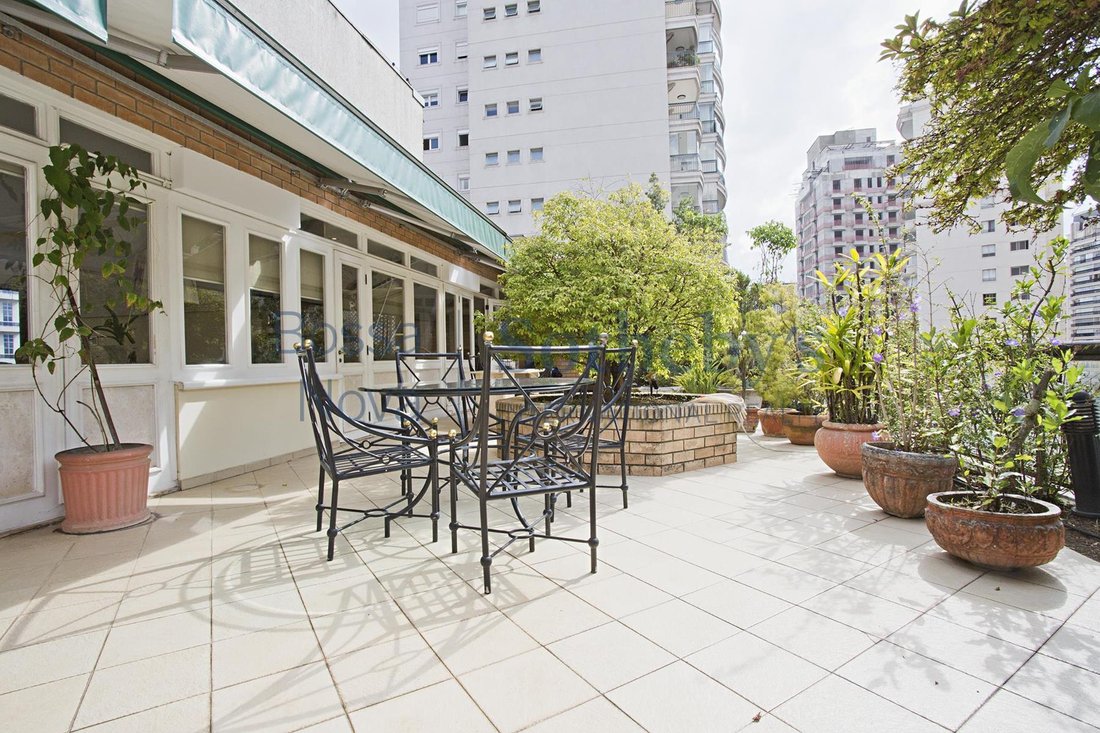 Apartment in São Paulo, State of São Paulo, Brazil 2 - 15670254