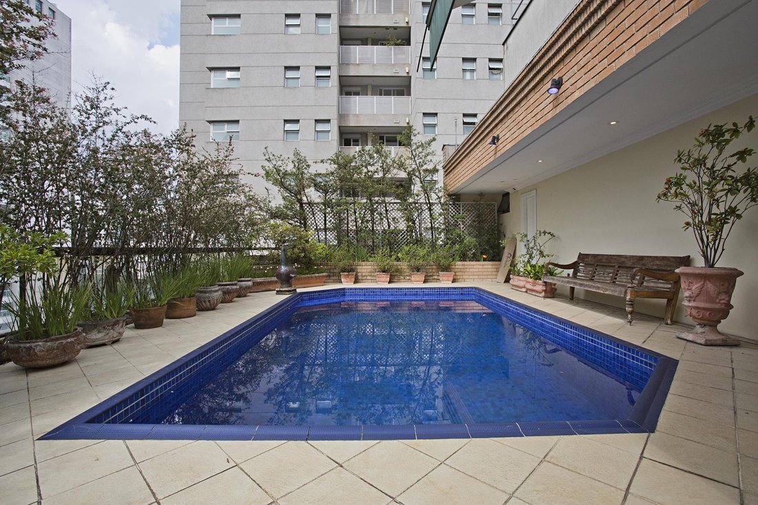 Apartment in São Paulo, State of São Paulo, Brazil 1 - 15670254