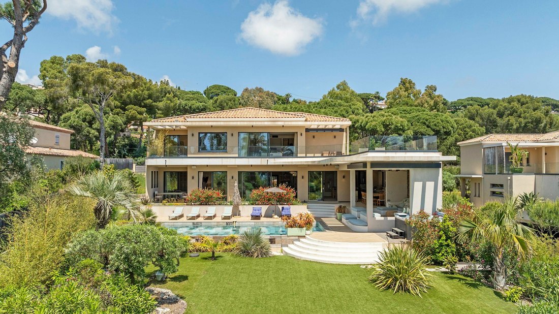 House in Ville-Les Saquedes-Le Bouillonnet, Sainte-Maxime, France 1 - 15667435