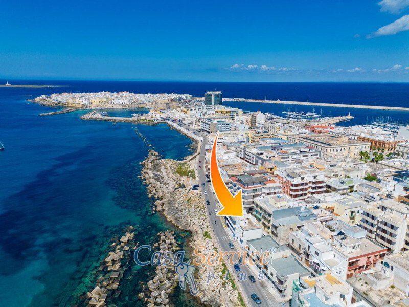 Casa en Gallipoli, Apulia, Italia 1 - 15668564