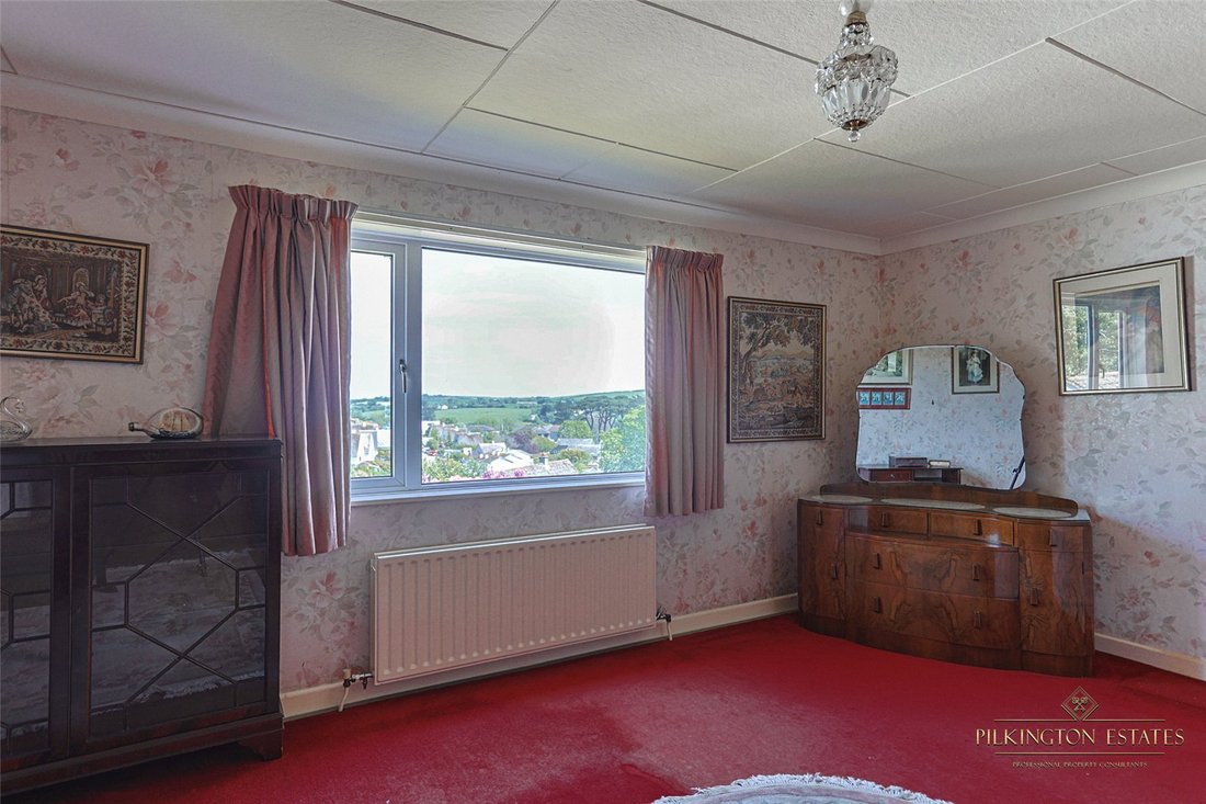 Bungalow in Fowey, England 4 - 15666228