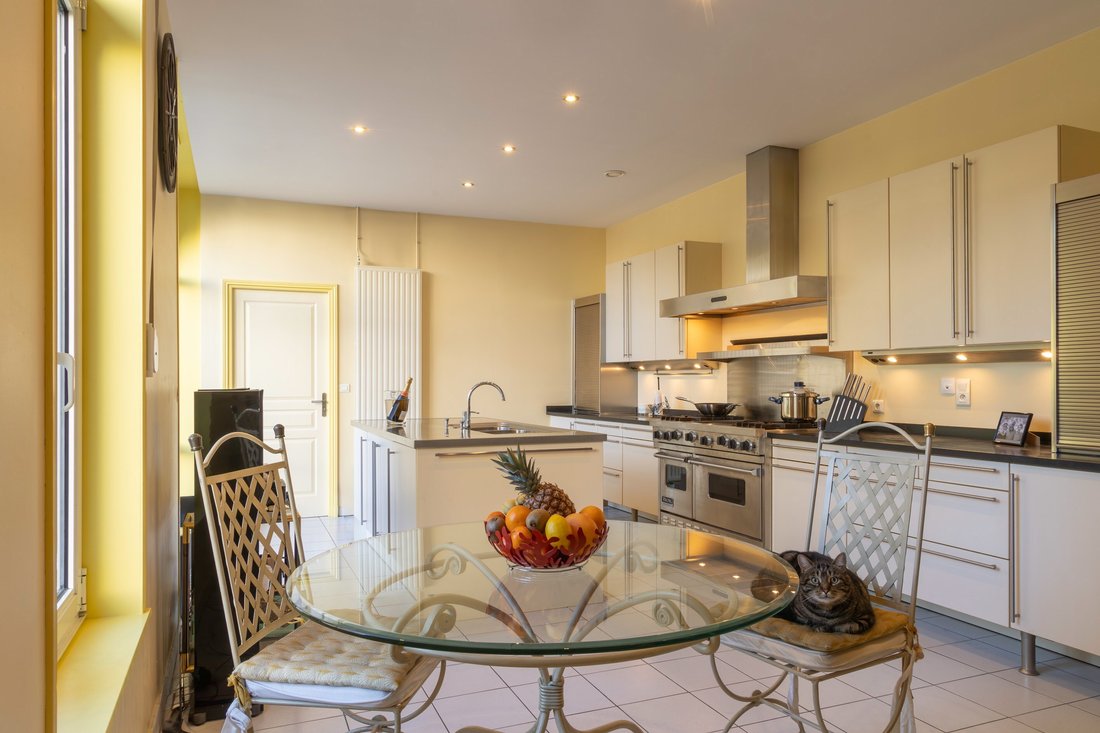 Apartment in Arras, Hauts-de-France, France 4 - 15669536
