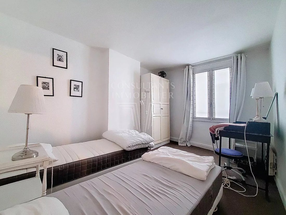 Apartment in Gros Caillou, Paris 7e Arrondissement, Paris 4 - 15666047
