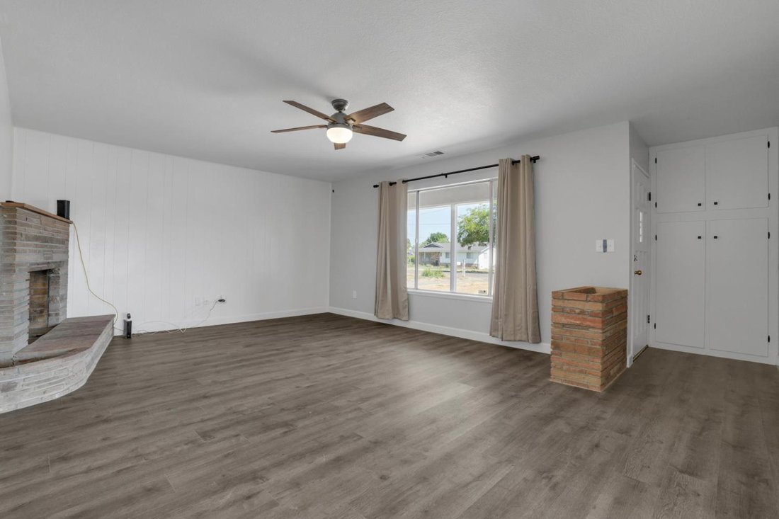 House in Turlock, California, United States 4 - 15666652