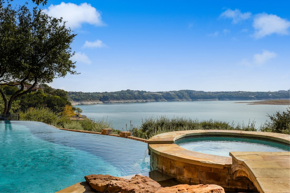 House in Austin, Texas, United States 5 - 15669012