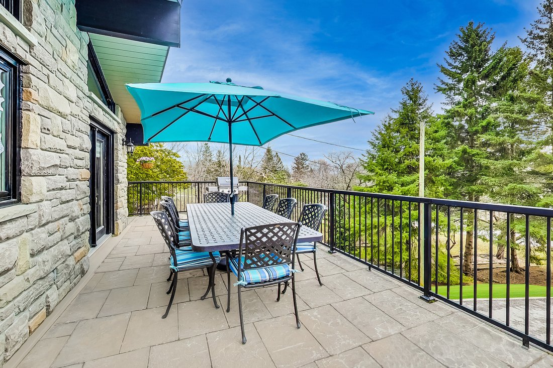 House in Toronto, Ontario, Canada 2 - 15666525