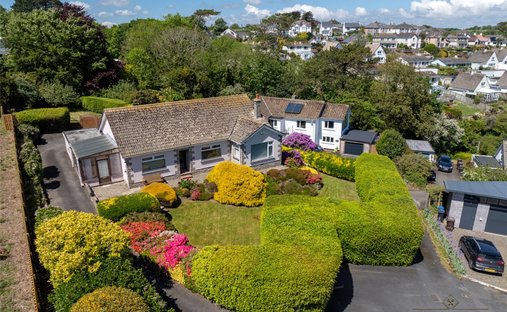 Bungalow in Fowey, England 1