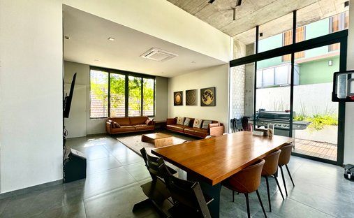 House in Singapore, Singapore 1