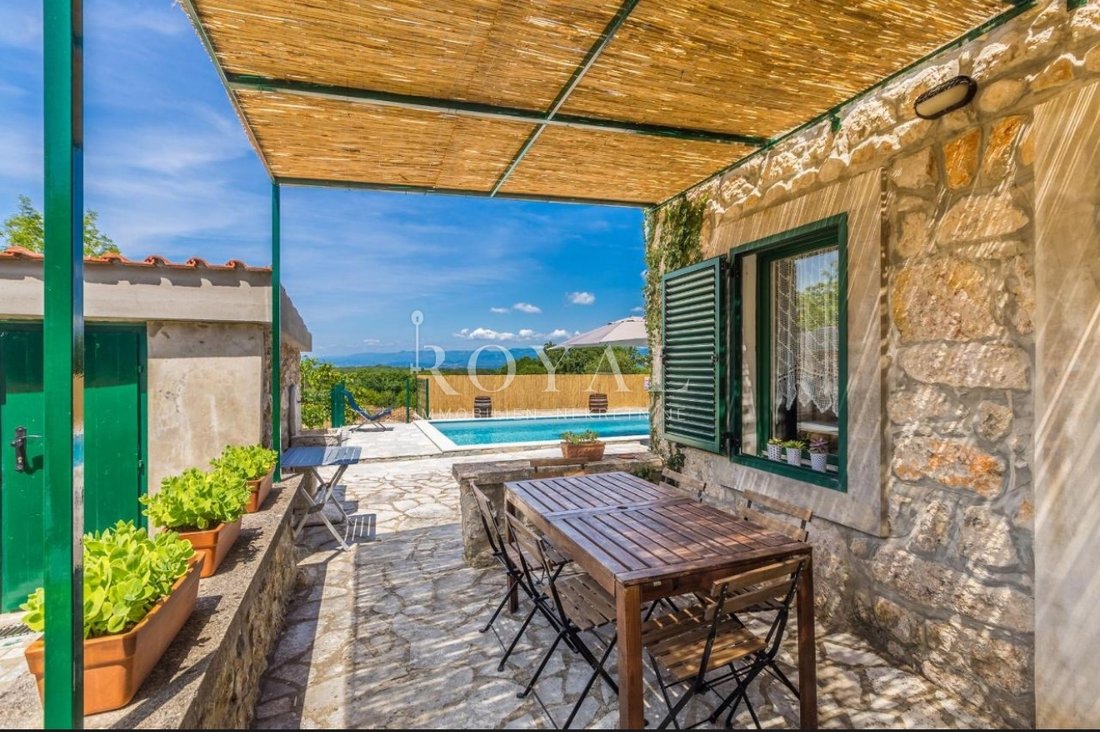 House in Dobrinj, Primorje-Gorski Kotar County, Croatia 4 - 15667603