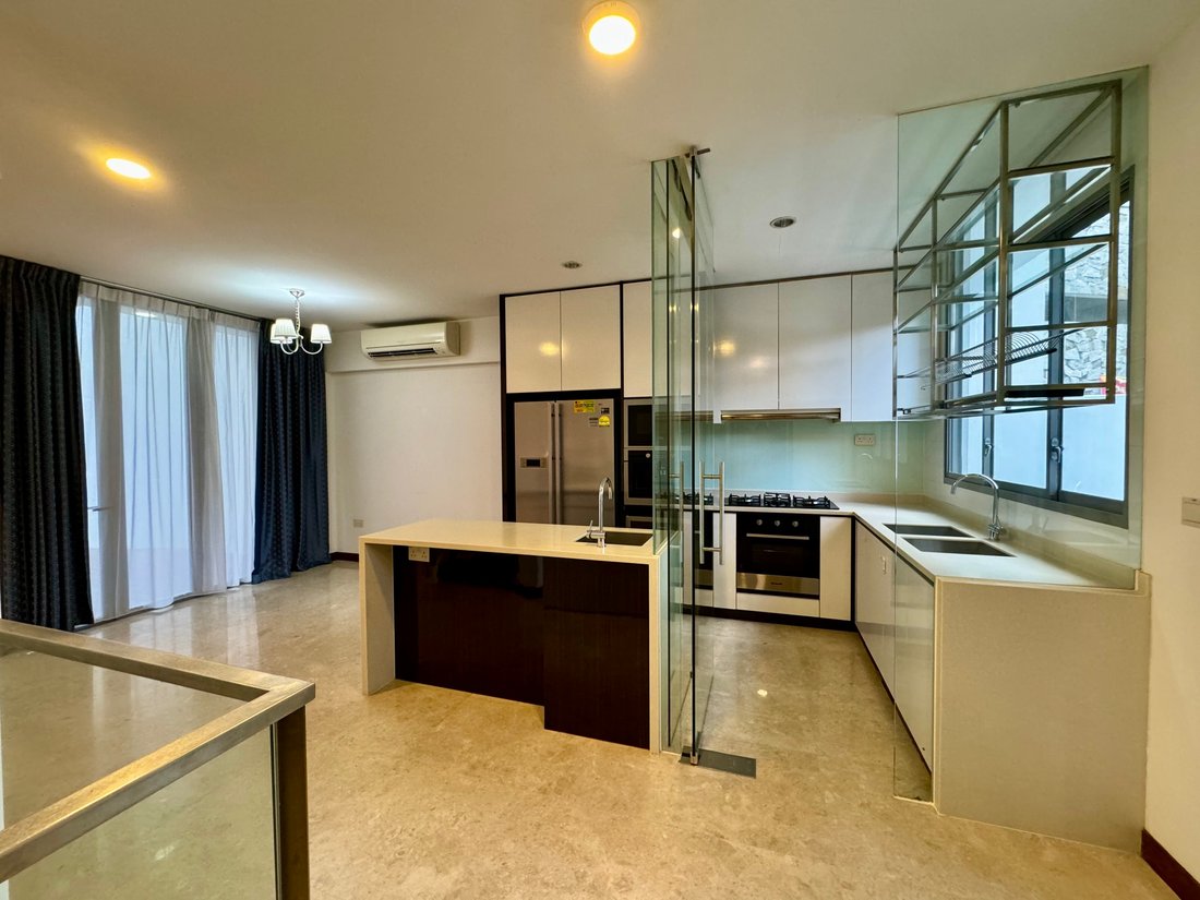 Townhouse in Singapore, Singapore 1 - 15669291