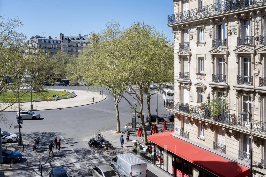 Apartment in Ecole Militaire, Paris 7e Arrondissement, Paris 2 - 15666596