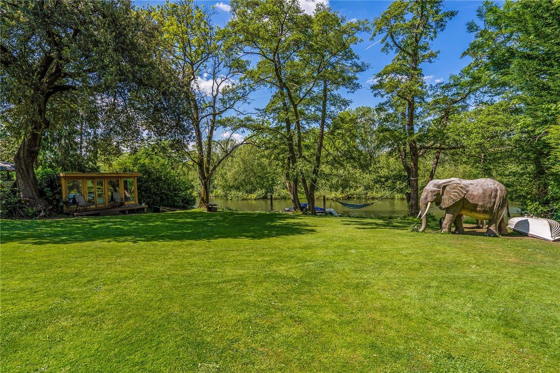 House in Cookham, England 3 - 15666384