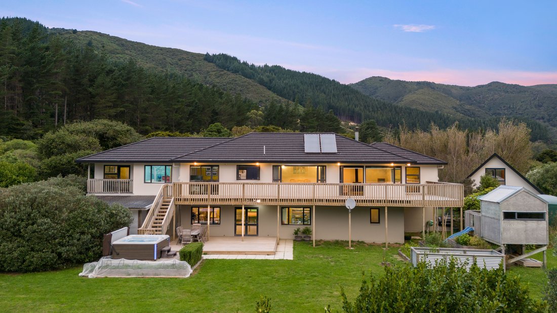 Land in Lower Hutt, Wellington, New Zealand 3 - 15668536