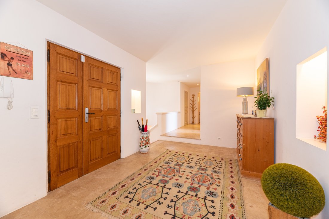 House in Ville-Les Saquedes-Le Bouillonnet, Sainte-Maxime, France 3 - 15669427