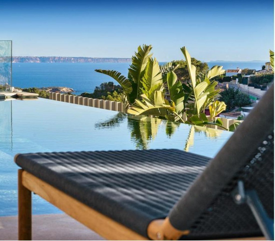 Villa in Costa d'en Blanes, Calvia, Balearic Islands 1 - 15670695