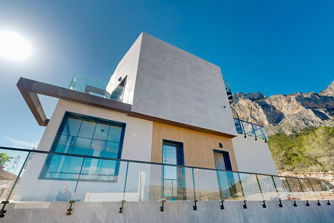 Villa in Pilar de la Horadada, Valencian Community, Spain 2 - 15665490