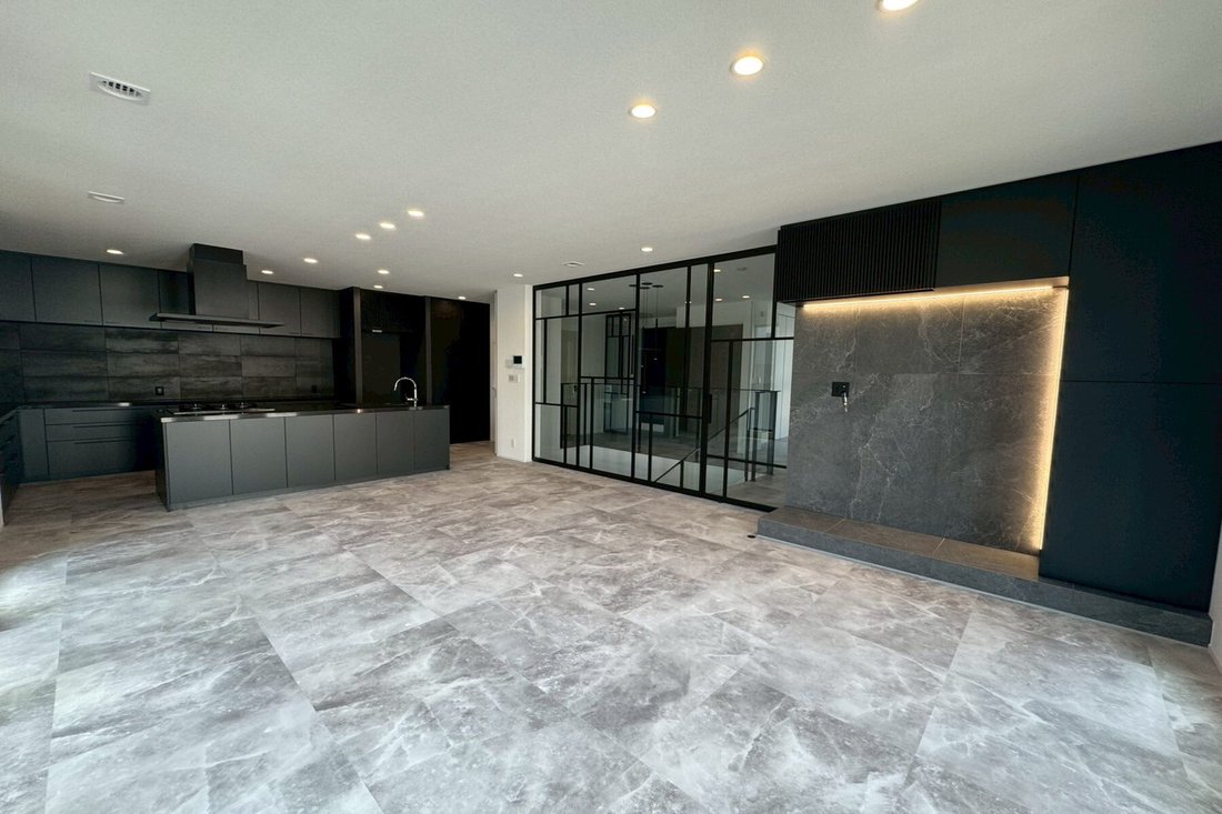 House in Meguro City, Tokyo, Japan 4 - 15670457