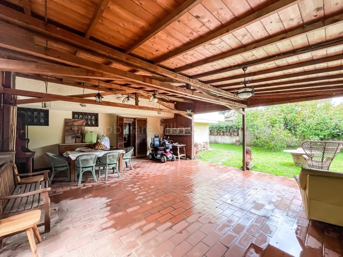 Villa in Lido di Camaiore, Camaiore, Tuscany 3 - 15667556